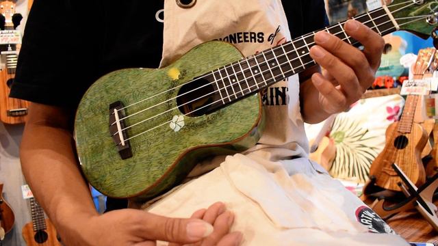 NEW/Big Island MO-SLEI/BL SOPRANO @ukuleleshoptantan смотреть онлайн