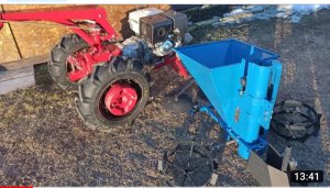 Картофелесажалка КС01-01 белорусского производства на мотоблок  МТЗ с двигателем Weima WM188F 13л_с.