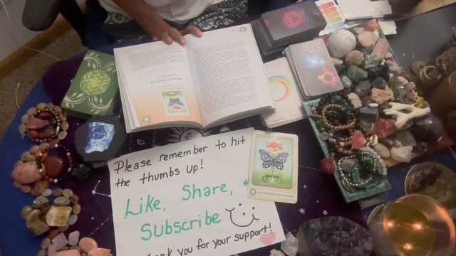 ?ORACLE HERBAL HEALING READING-THE BUTTERFLY WEED, TRANSFORMATION! смотреть онлайн