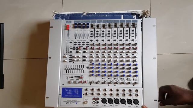 Alto L12 Mixer Unboxing