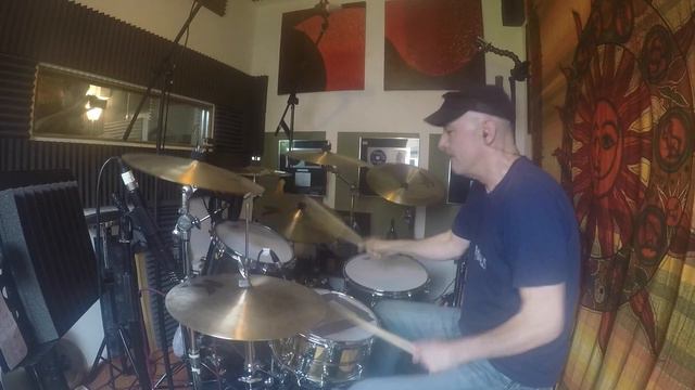 Chuck Sabo - "Storm Coming" (John Innes) live from Big Sound Studio, London смотреть онлайн