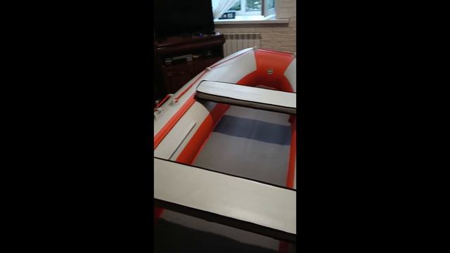 Лодка AZIMUT VECTOR 3400 и Мотор Tohatsu 9.8 смотреть онлайн
