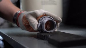 Заморозили жидким азотом пластиковый выжимной подшипник