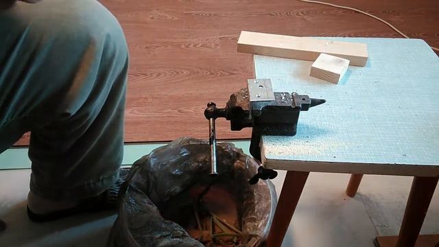 Как сделать приспособление для укладки ламината. смотреть онлайн