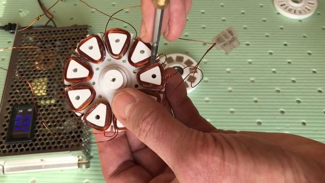 BLDC аксиальный мотор (ч.2) / Аxial BLDC motor (p.2) смотреть онлайн