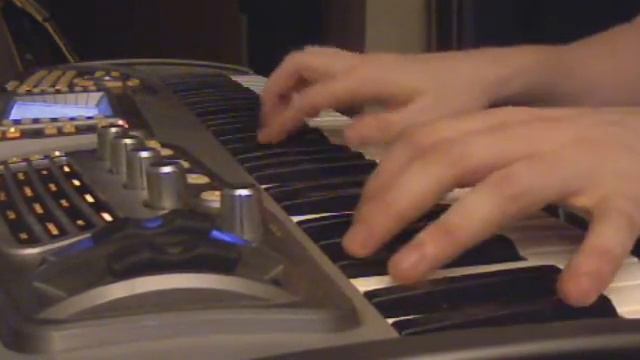Playing the Alesis Fusion 6HD смотреть онлайн