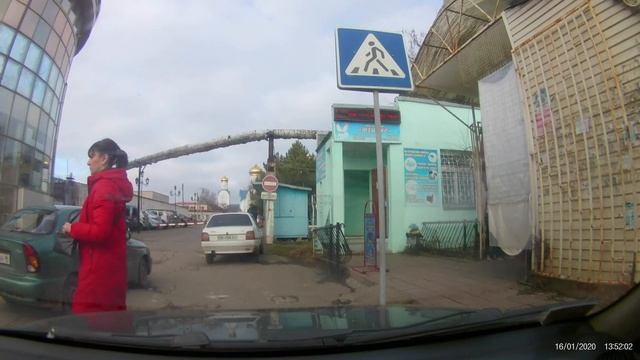 Удар порогом Daewoo Lanos смотреть онлайн