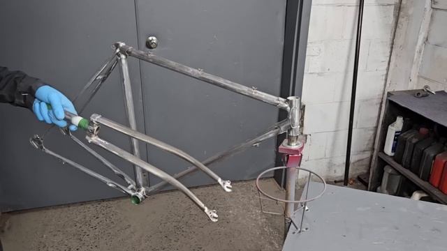 Full Restoration Vintage Roadbike Complete Process