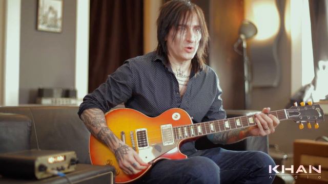 Richard Fortus of Guns n Roses demoing Khan Audio Pak Amp w/ Gibson "58 1st Burst" смотреть онлайн