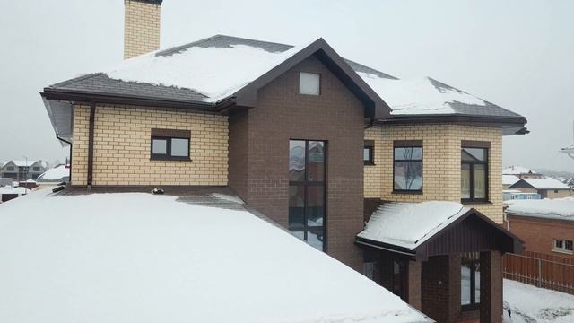 Комарово, облёт главного фасада объекта. смотреть онлайн