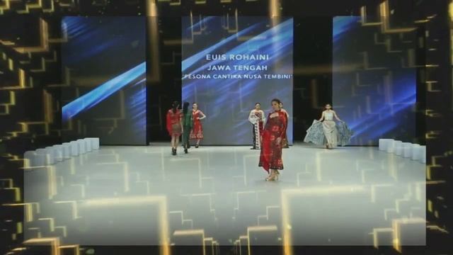 How To Make Traditional Fabric of Indonesia ( Batik Maos by Rajasamas ) смотреть онлайн