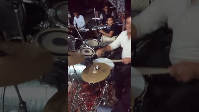 Жовохир Комилов нефтепром да Исломбек укамизи туйидан лавха мухлисларимиз томонидан олинган 💥🔥👏👏🔥💥 смотреть онлайн