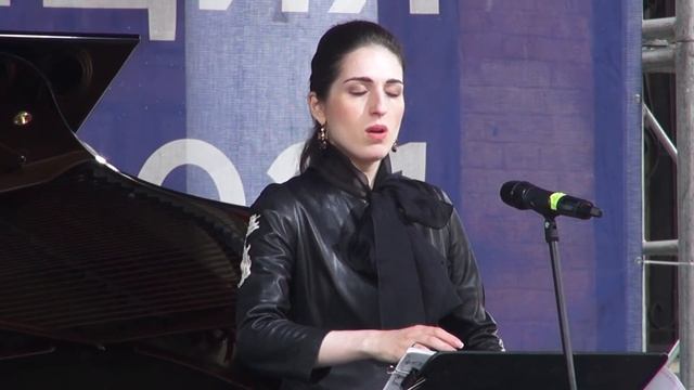 Музыкальная экспедиция 2021. Брамс. Два напева для меццо-сопрано, альта и фортепиано (13.06.2021) смотреть онлайн