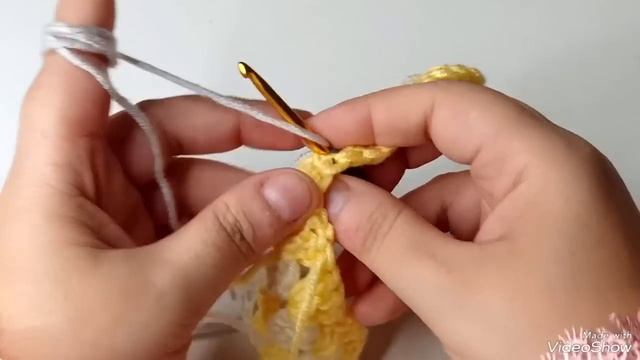 كوفيه كروشيه سهله جدا وبسيطه وطريقه المقاسات . اسرع كوفيه كروشيه في نصف ساعه . Crochet scarf смотреть онлайн