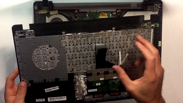 Разборка ноутбука Asus X550V для проведения чистки смотреть онлайн