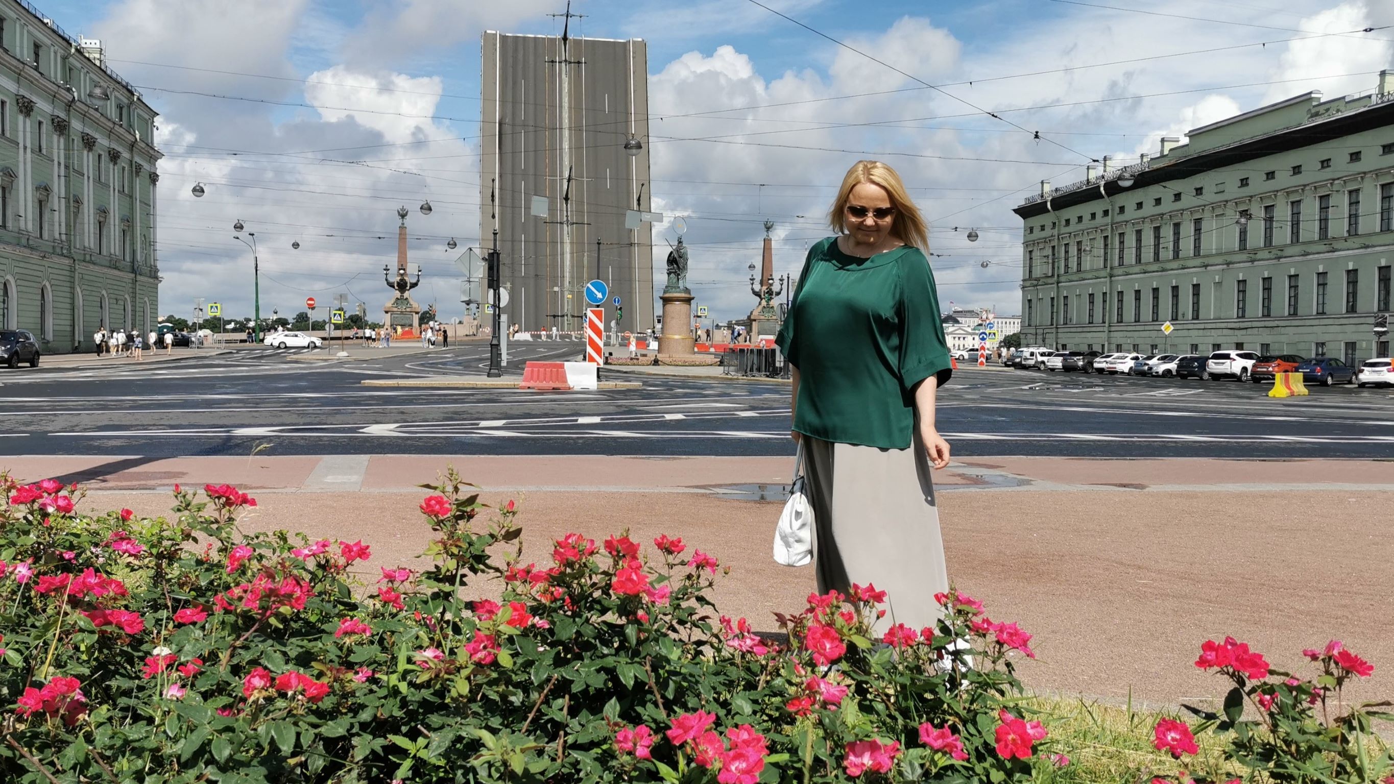 Раскрытый днем разводной пролет Троицкого моста - загадай желание. Санкт-Петербург смотреть онлайн