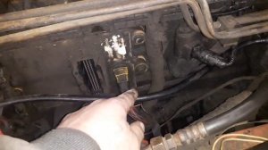 Не заводится с утра. Как прокачать топливо. мерседес атего.