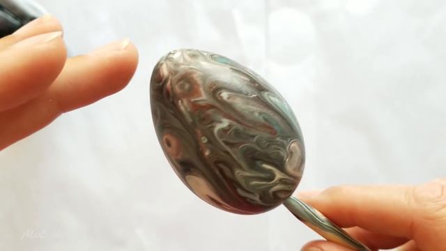 462 Rolling Eggs for Easter смотреть онлайн