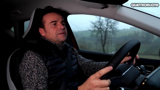 Renault Captur: abbiamo guidato la 2020 смотреть онлайн