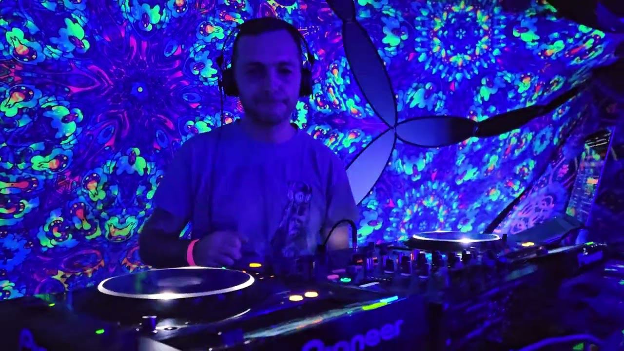 31 03 23 Hypnotic vibes Nibiru, Semantic maze brthday dj Tomas303 смотреть онлайн