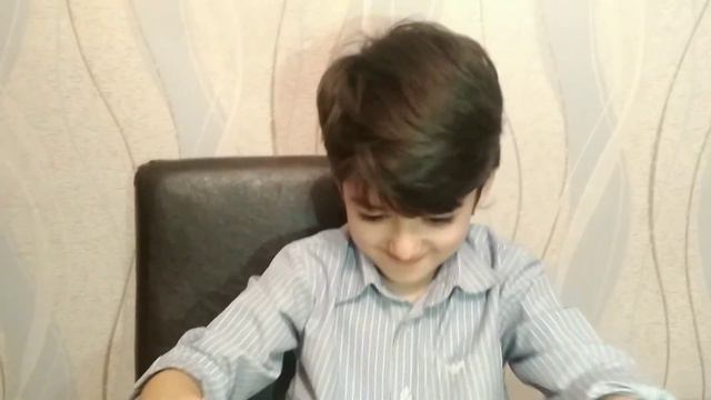 Kinder Surprise. Я открыл большое яйцо.#kindersurprise #kids #yellow #kid #surprise #trend#aze#egg смотреть онлайн