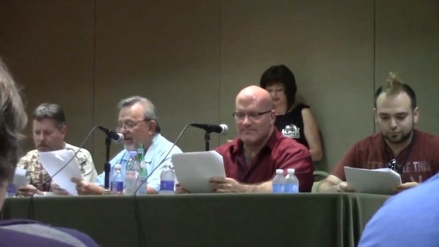 Charticon - 2013: Transformers Convention - August 10th/11th - Voice Actor Script Reading - Part 3 смотреть онлайн