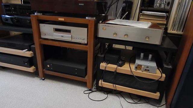 Фонокорректор Luxman E-06 в виниловом тракте. смотреть онлайн