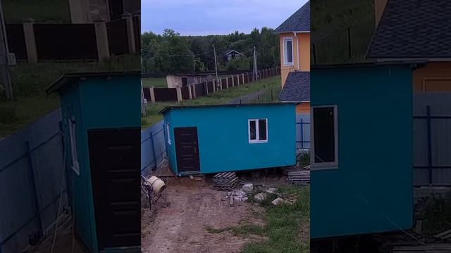 В ОДНОГО ПЕРЕДВИНУЛ БЫТОВКУ #SHORTS смотреть онлайн