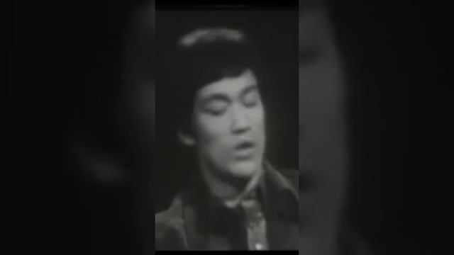 Bruce Lee: "Lost in Translation Dubbing Woes in Hong Kong Cinema" #brucelee #inspiration смотреть онлайн