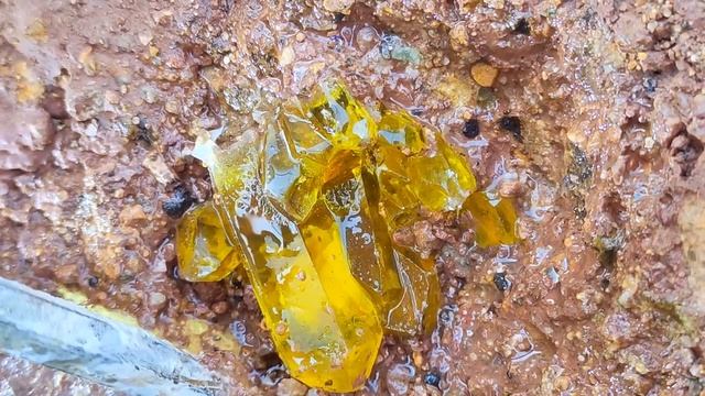 Amethyst and yellow crystals, formed in a volcanic eruption 10,000 years ago смотреть онлайн