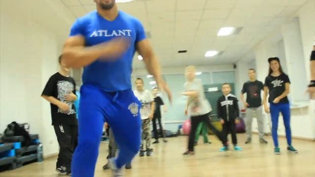 Фитнес центру Атлант Спорт 1год смотреть онлайн