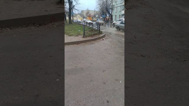Футаж. Звук, Автодорога, Подъезжающий автомобиль. Sounds automobile, highway смотреть онлайн