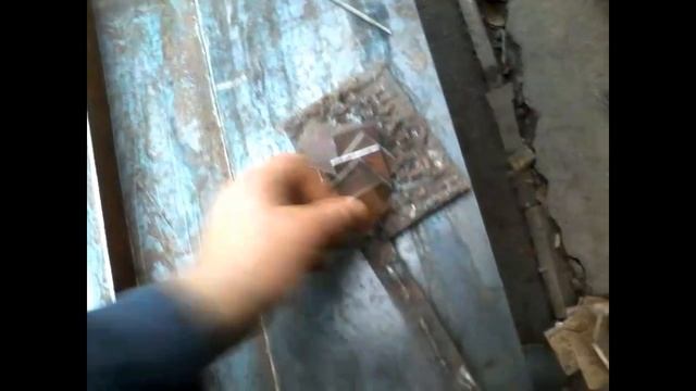 Радиатор отопления под входную дверь своими руками. Тёплый порог под дверь. смотреть онлайн