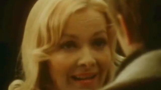 Вы же ищете предлог, чтобы остаться. смотреть онлайн