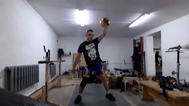 Петров Григорий Армейский рывок 16 кг 200 раз смотреть онлайн