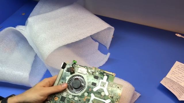 2 ПРОСТЫХ РЕМОНТА: Ноутбук HP 15-p004sr/СИНИЙ ЭКРАН СМЕРТИ. Плата HP 17-F150nr/ НЕ ВКЛЮЧАЕТСЯ смотреть онлайн