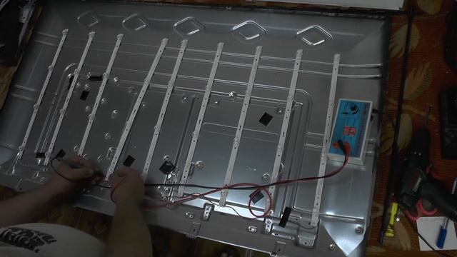 Hyundai H-LED50ET1002 Замена подсветки Убавляем ток подсветки TP.MS3686.PC821 смотреть онлайн