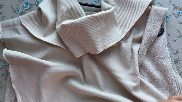 Футер трехнитка петля в светло-бежевом оттенке. Новинка! смотреть онлайн