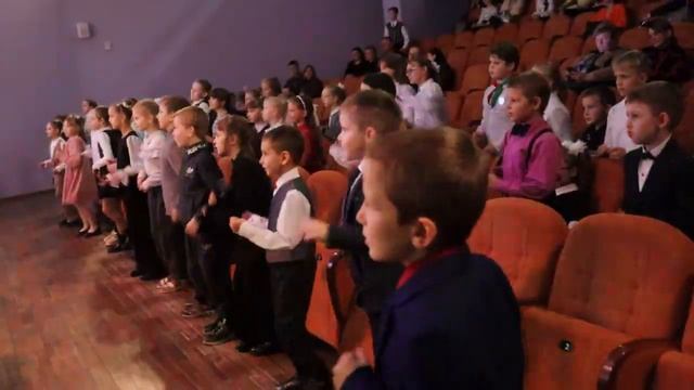 В Свислочской детской школе искусств состоялся праздник посвящения в первоклассники смотреть онлайн