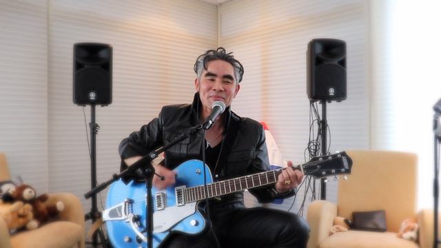 Tryin' To Get To You Elvis Presley by Asian Elvis.The Sit Down Sessions смотреть онлайн