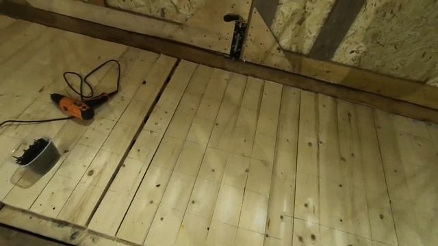 ПОЛ В ГАРАЖЕ ИЗ ПОДДОНОВ...ДЁШЕВО И СЕРДИТО... смотреть онлайн