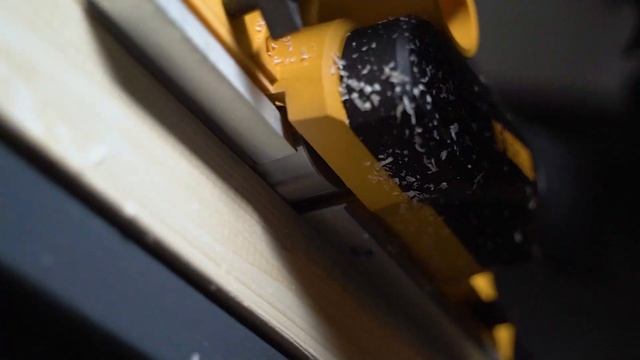 Рубанок электрический DENZEL EP-82 смотреть онлайн