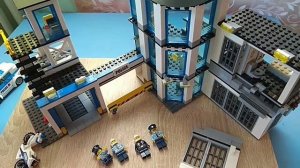 Обзор набора Лего Сити Полицейский участок