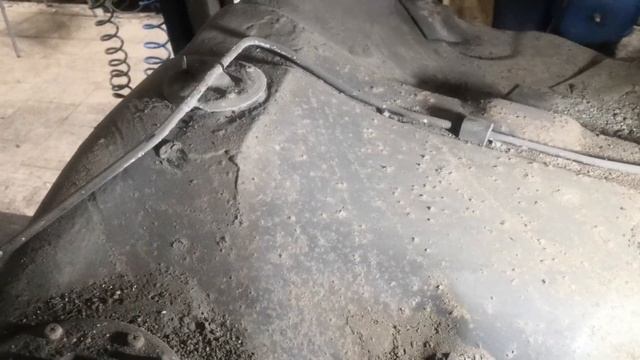 Замена топливного бака и горловины Corolla e100/Replacing the fuel tank and tank neck Corolla e100 смотреть онлайн