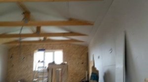 Отделка мансарды в деревянном доме.