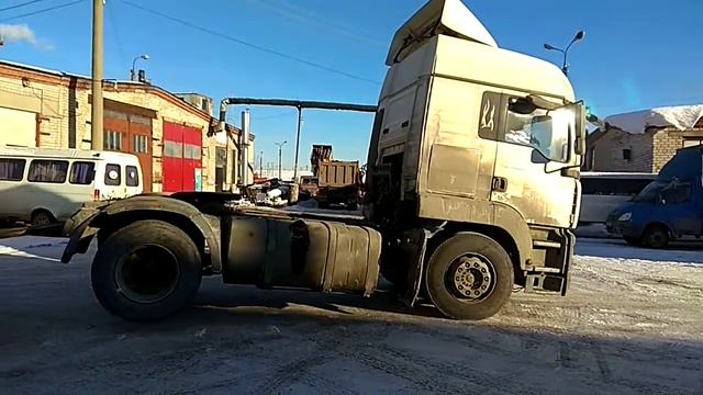 Автосервис "Пятый Угол" будни Носорога Вани (львовского погрузчика). смотреть онлайн