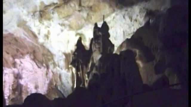 Крымская пещера Эмине-Баир-Хосар смотреть онлайн