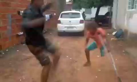 Капоэйра с одной ногой смотреть онлайн