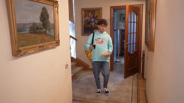 Нашли Настоящего ДОМОВОГО ! смотреть онлайн