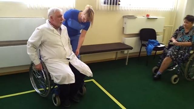 Безопасное Передвижения на инвалидной коляске смотреть онлайн